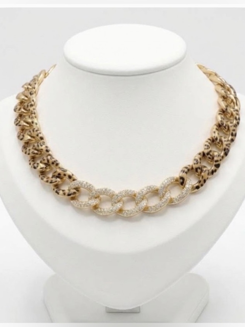 NWT ⚜️🤎⚜️ Betsey Johnson Golden Tone & Leopard Rhinestone Chain Necklace